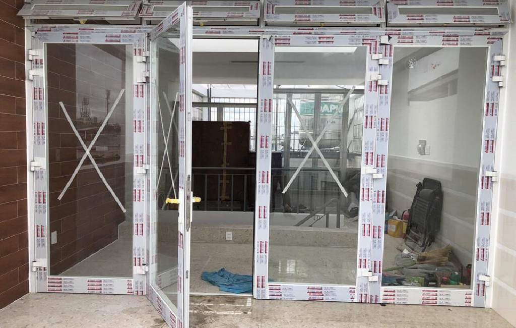 thi công lắp đặt cửa nhôm Xingfa